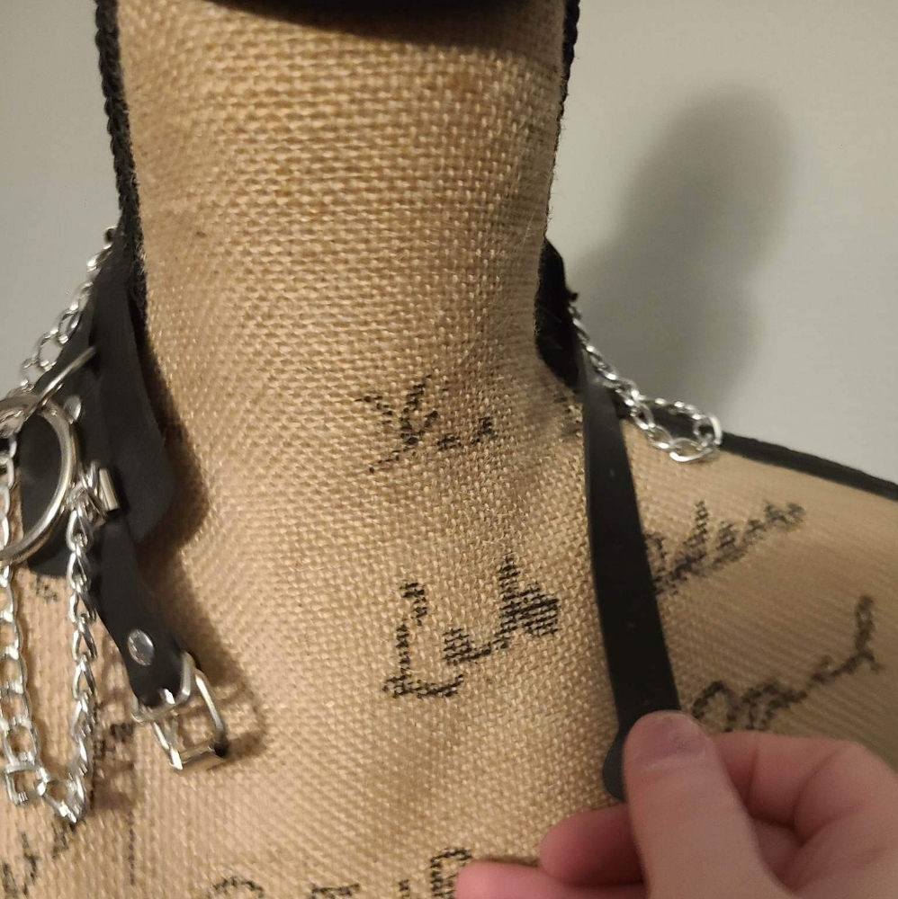 choker - Picture 2 of 2